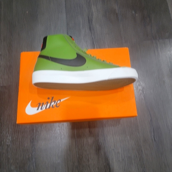 COPY - NIKE BLAZER MID 5.5y green..NEW ORIGINAL - Picture 4 of 12